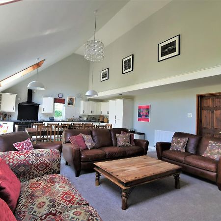 Llanfyrnach Wellstone Cottages - Coach House מראה חיצוני תמונה